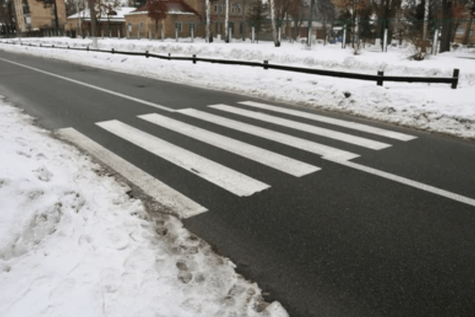 Black Ice Collisions on the 401: Proving Fault When “It Was the Weather” Isn’t Good Enough